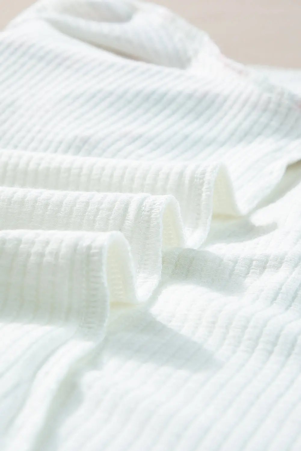 Kinslee Contrast Floral Puff Sleeve Ribbed Knit Plus Size Blouse for Women - Love Salve